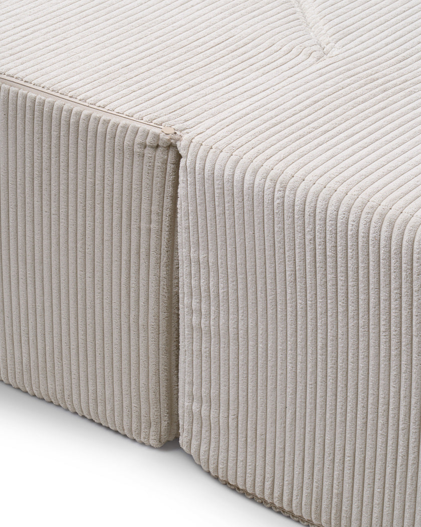 Lunaria Modular Foam Sofa Bed 200 cm, Japandi Style – close-up of details and texture