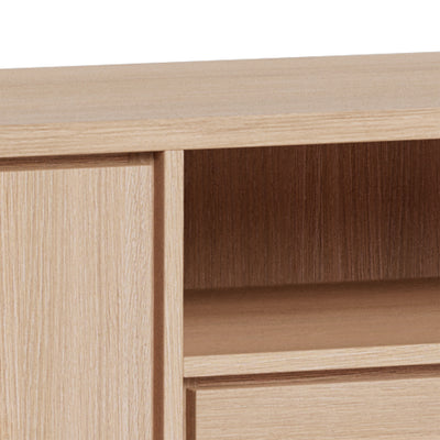Commode Lurisse 200 x 75, chêne blanchi – gros plan sur le grain du placage de chêne, la façade et le compartiment ouvert